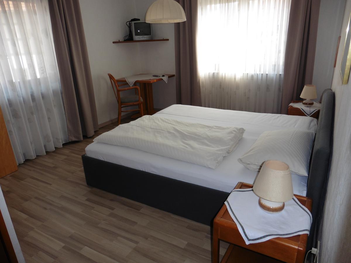 Gasthof Rockensuess Schwalmstadt Kamer foto