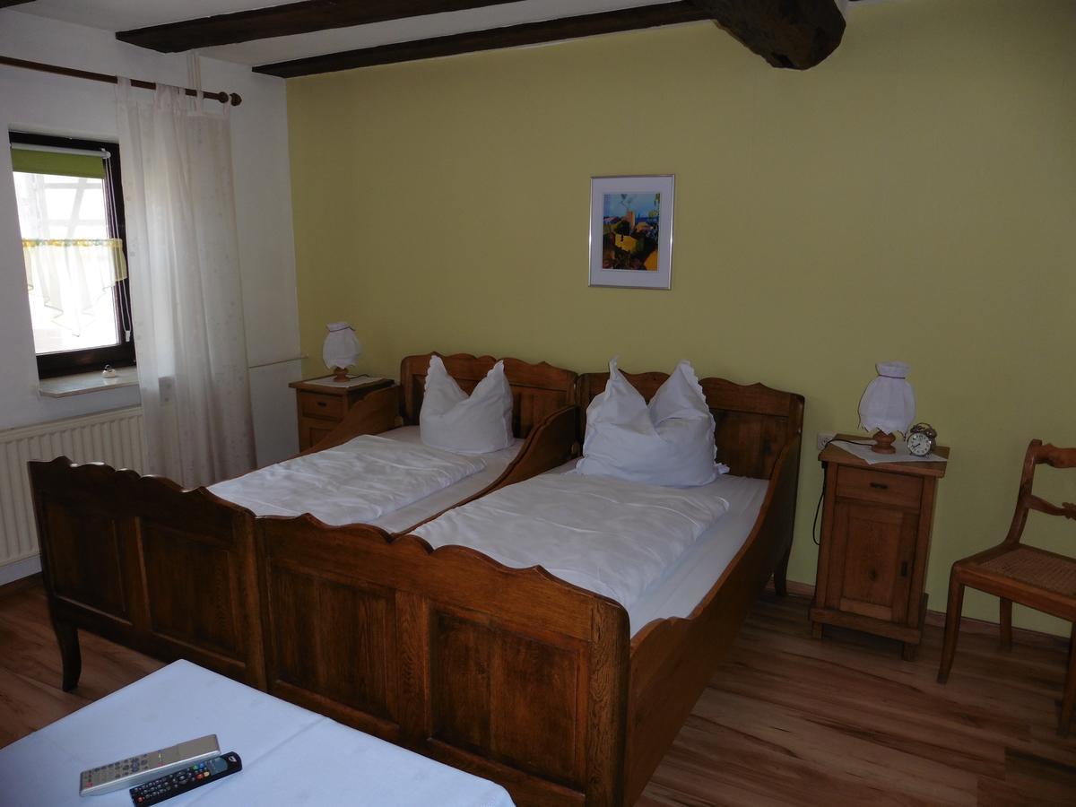 Gasthof Rockensuess Schwalmstadt Kamer foto